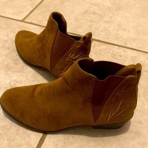 Yoki Women's Ankle Boots - 7